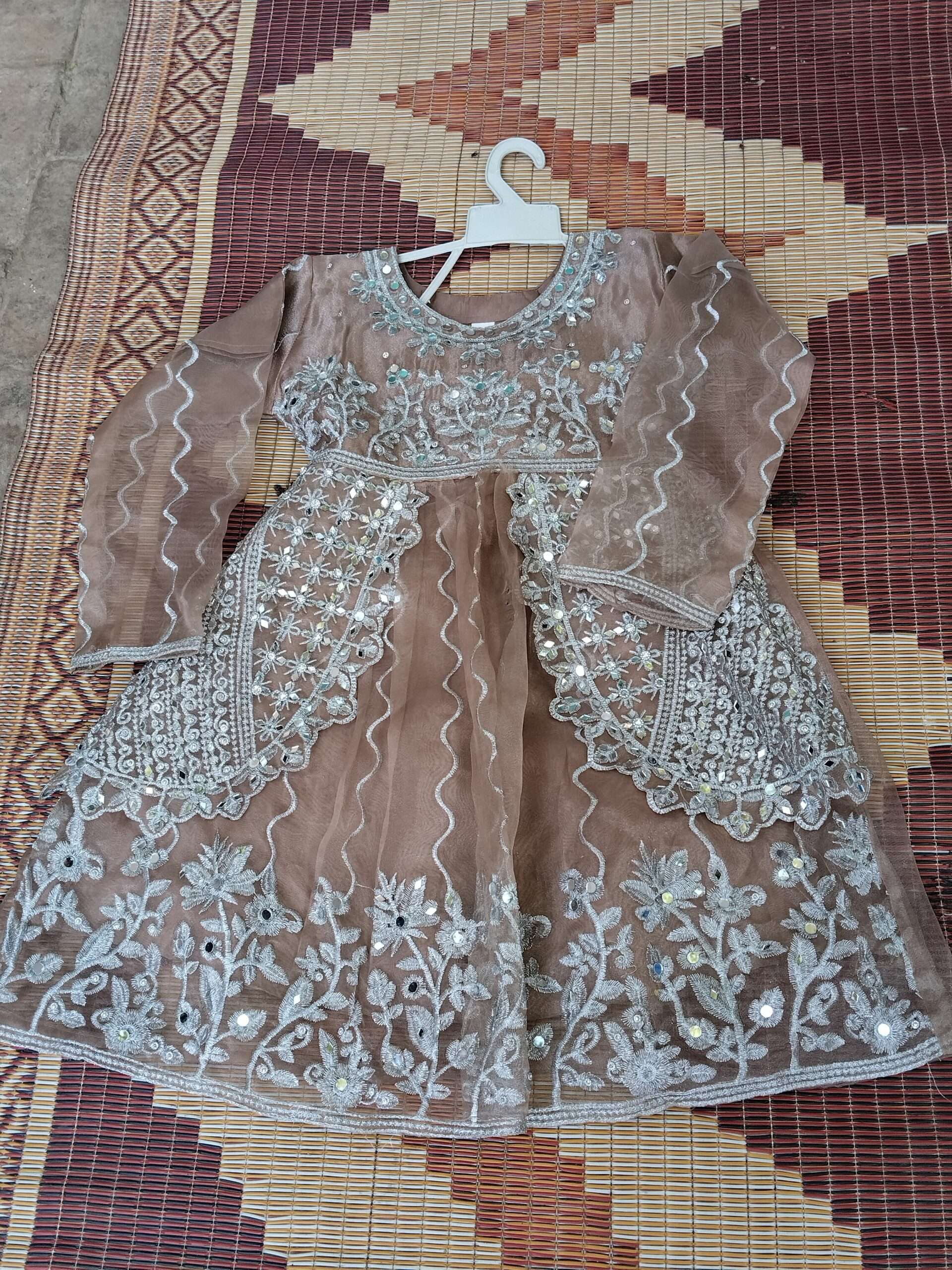 Affrable style used clothes