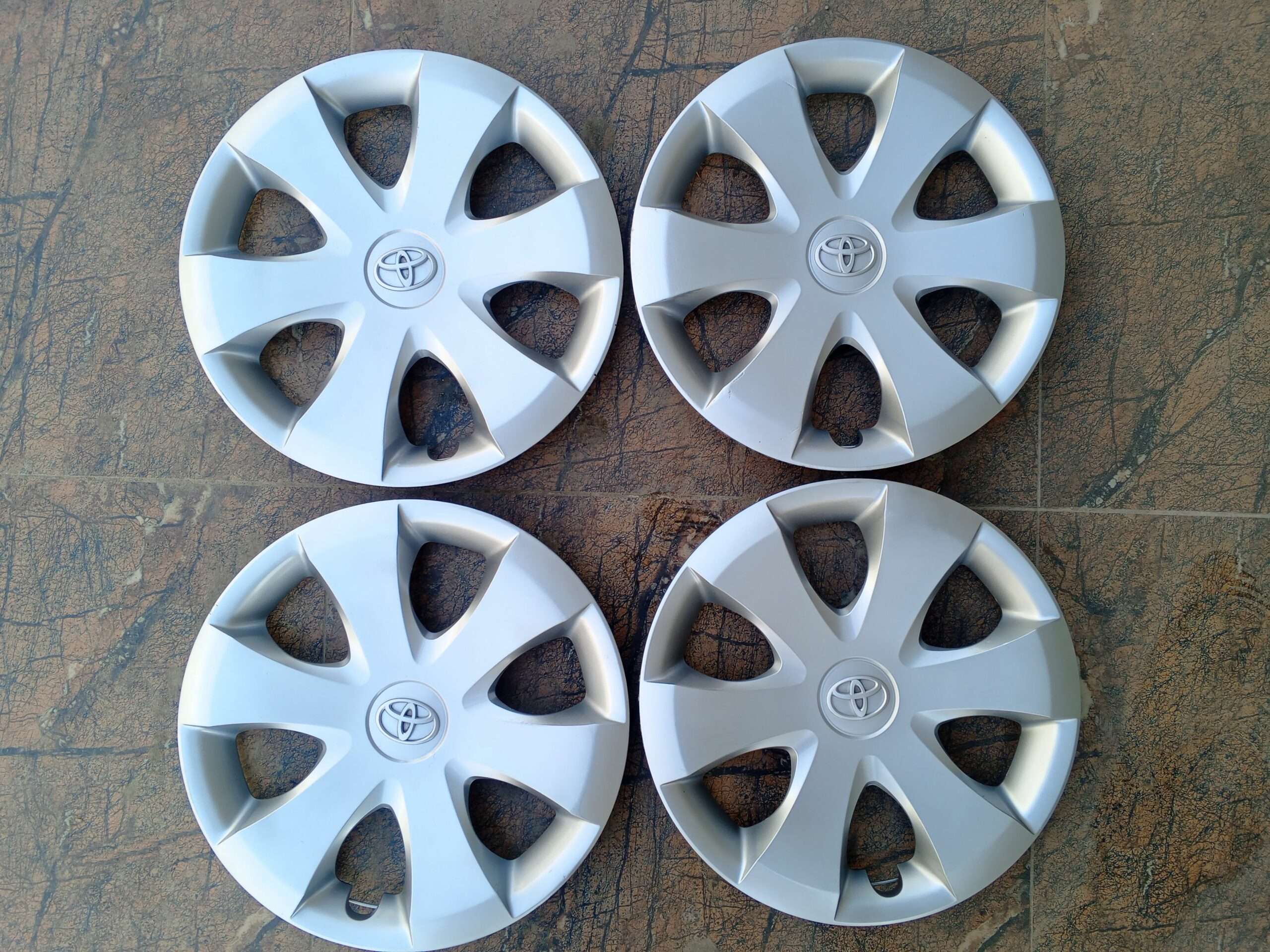 Passo 2012 to 2015 Model 13 Size original japane wheel covers fresh Set delivery Available