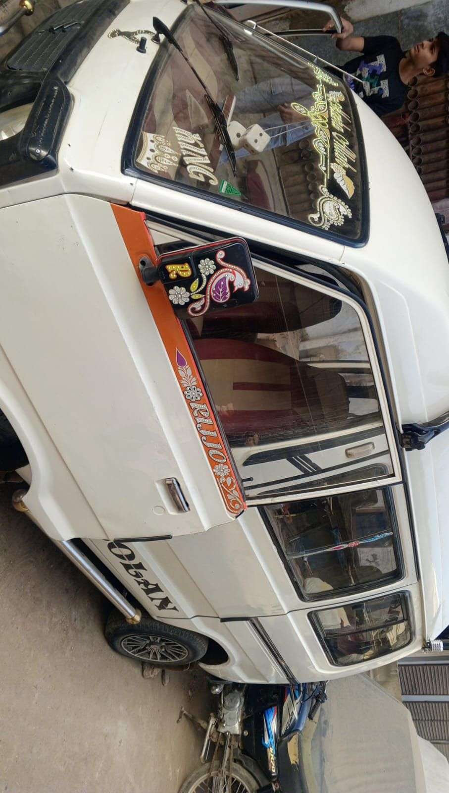 2010 Bolan hiroof hi for sell hi gari bilkul saf sutri hi koi Kam nhi hi gari just take an