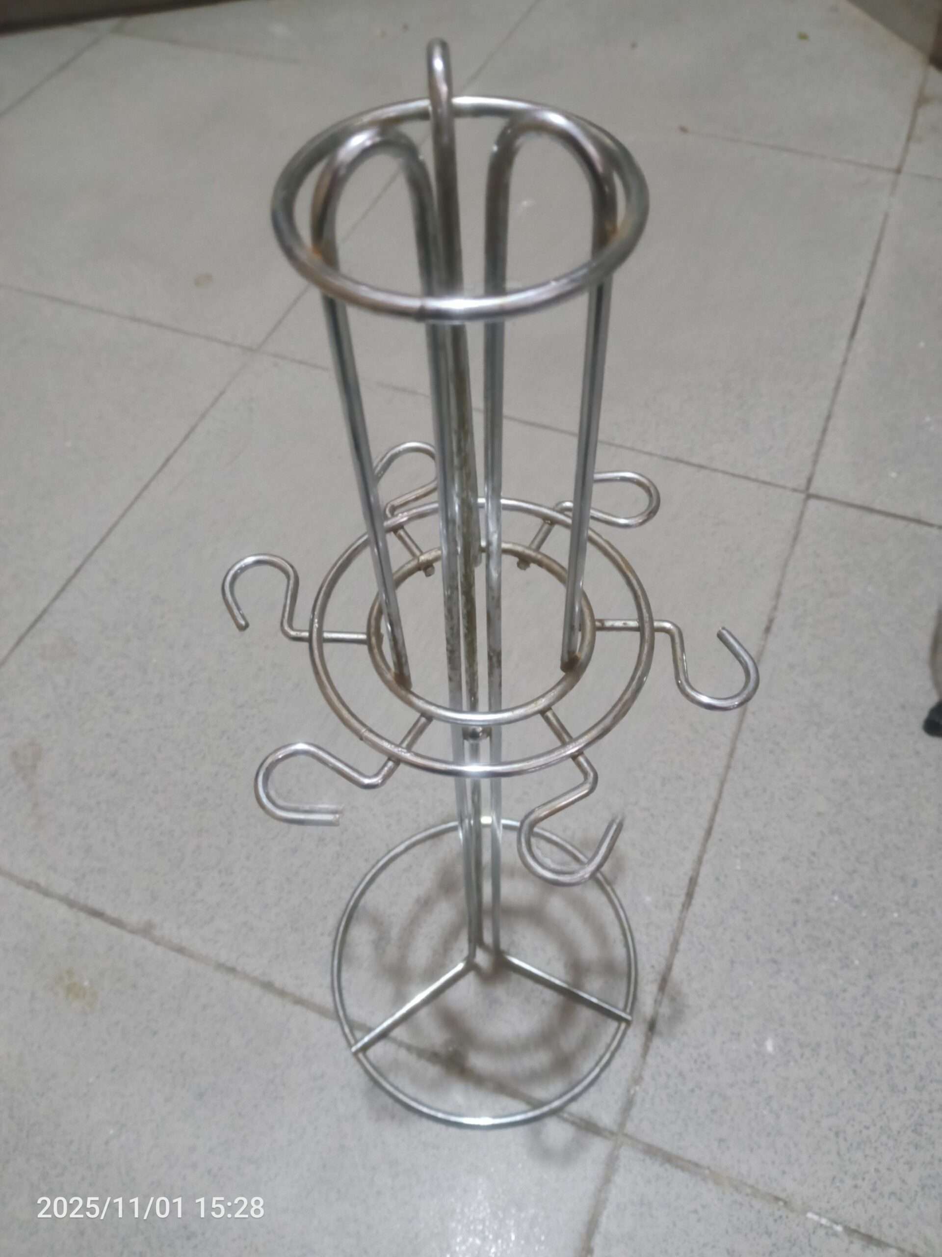 Kitchen accessories stands for sale
