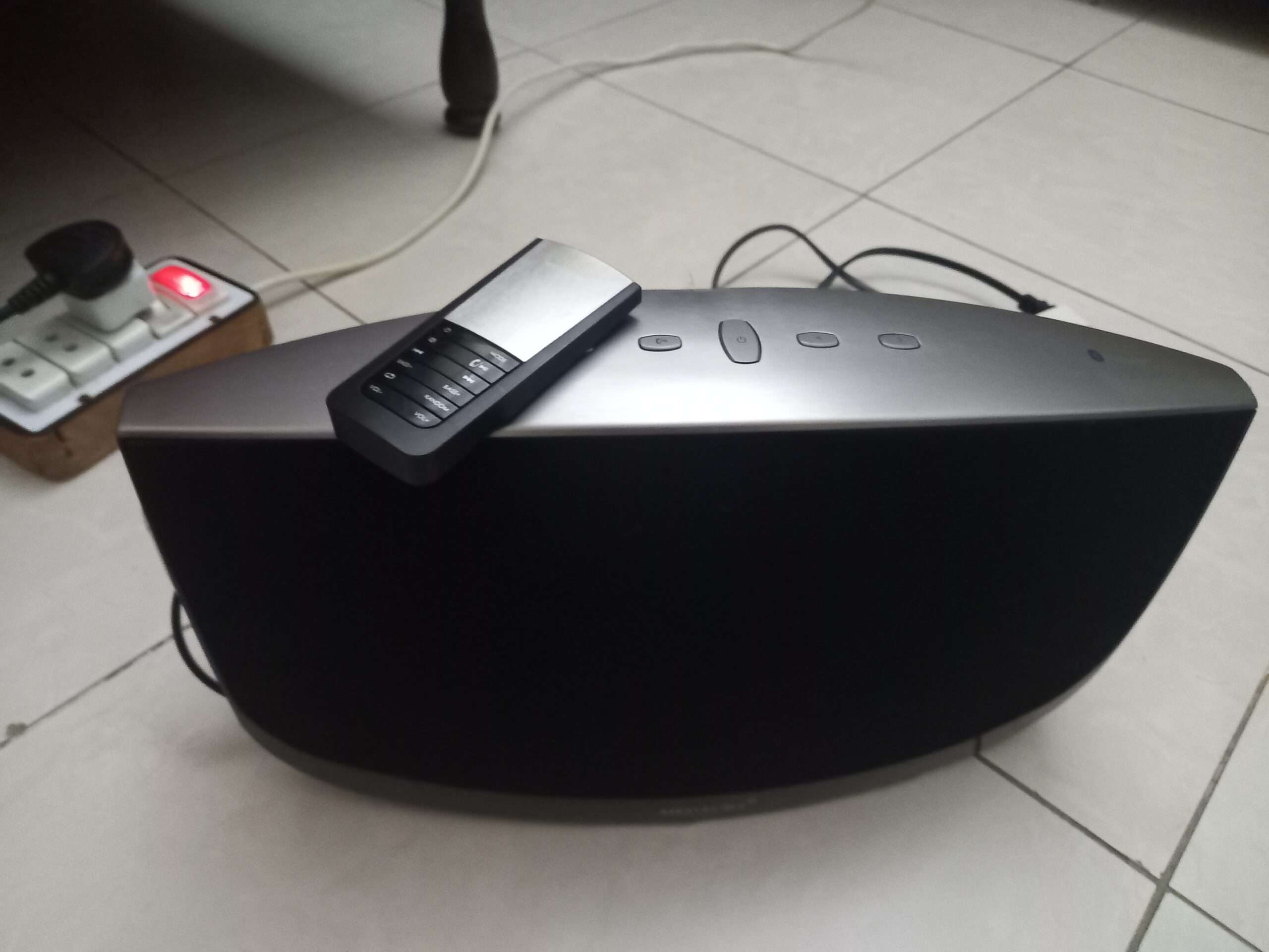 Party speaker subwoofer ultimate experience urgent sale
