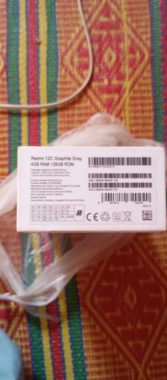Redmi 12C 4gb 128gb available for sale 10/10 condition with complete box