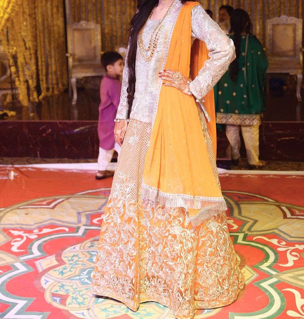 Preloved lehenga with dupatta