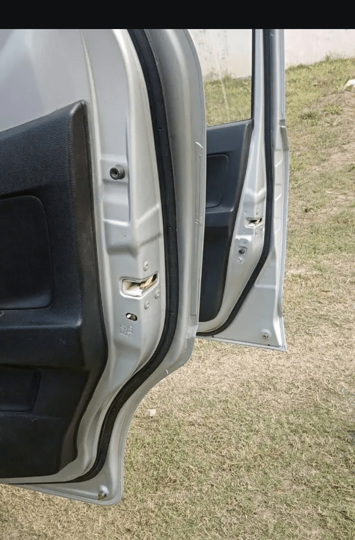 Suzuki Alto Vxr 2019 model achi and bilkul saf condition ma available hai