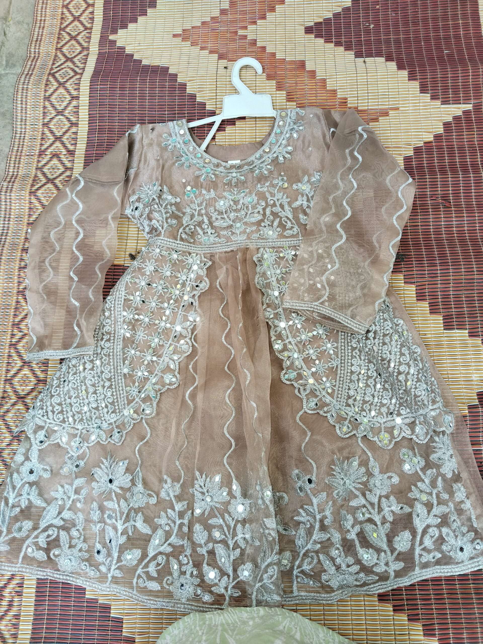 Affrable style used clothes