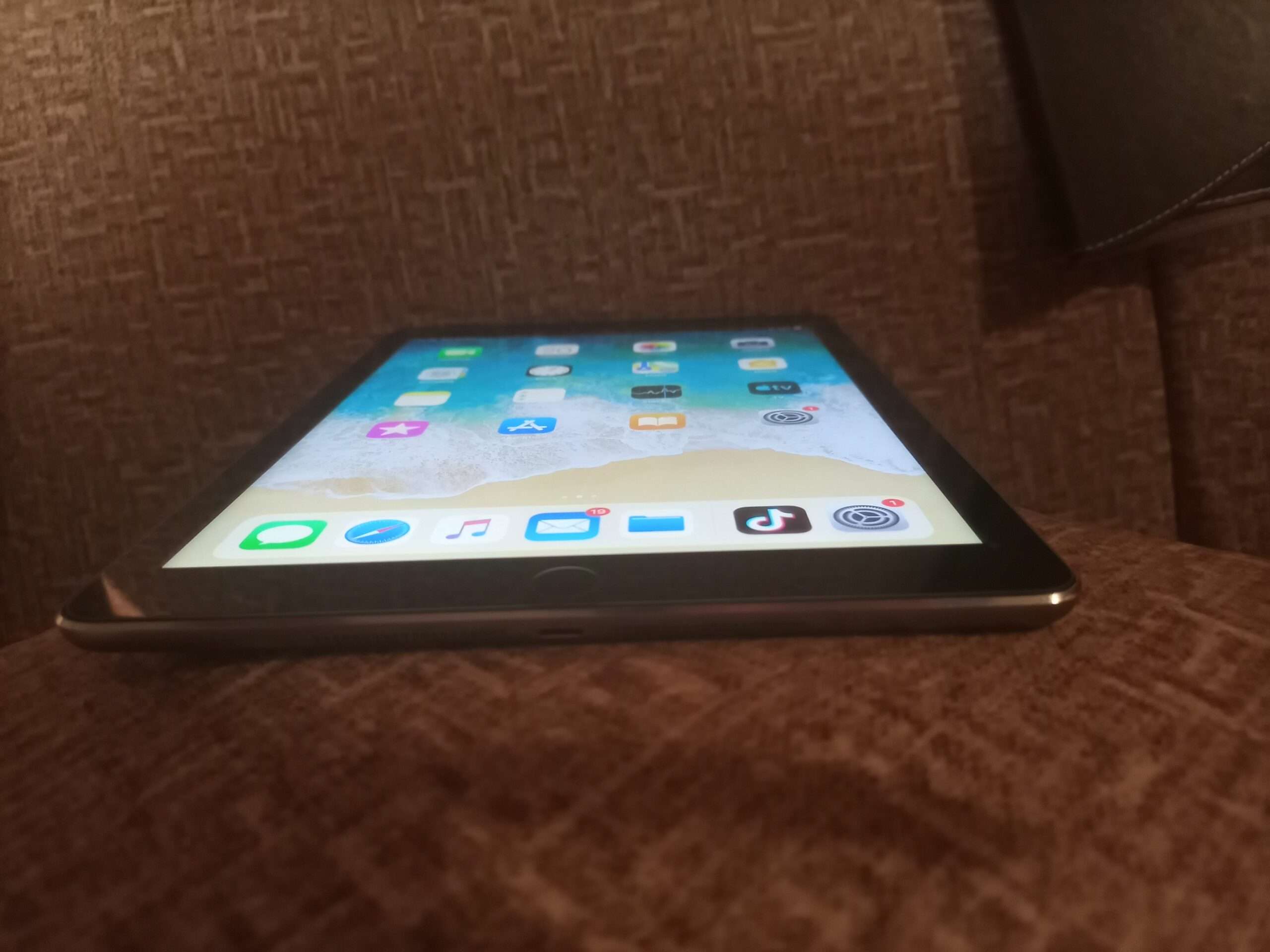 Appel iPad Air Non PTA factory unlock with ipad cover For Sale