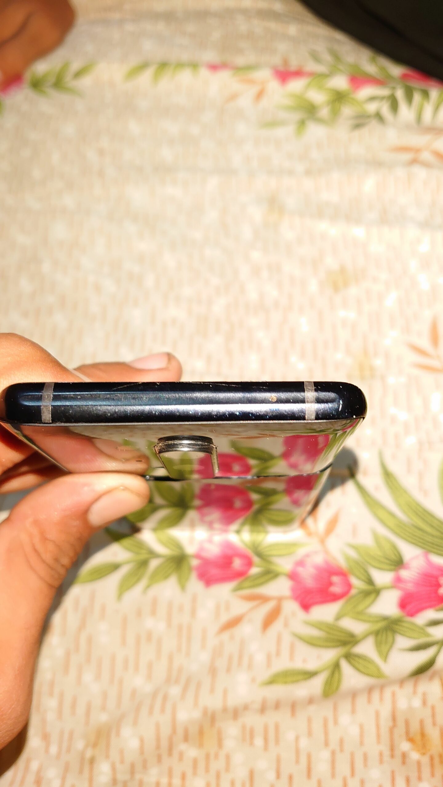 OnePlus8pro 5g official pta approved tax paid only panel aur back 20k ki daly gy mobile ok