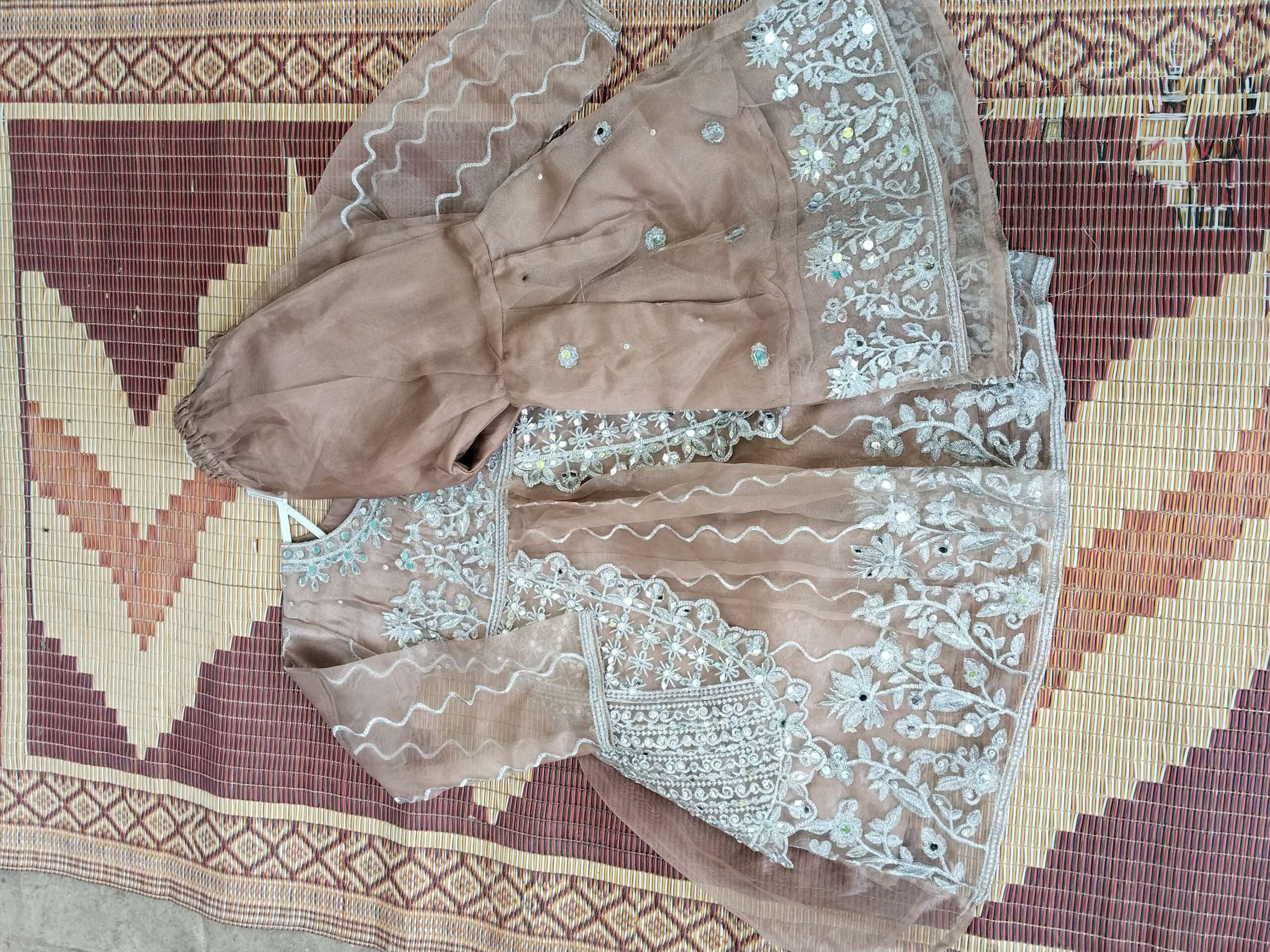 Affrable style used clothes