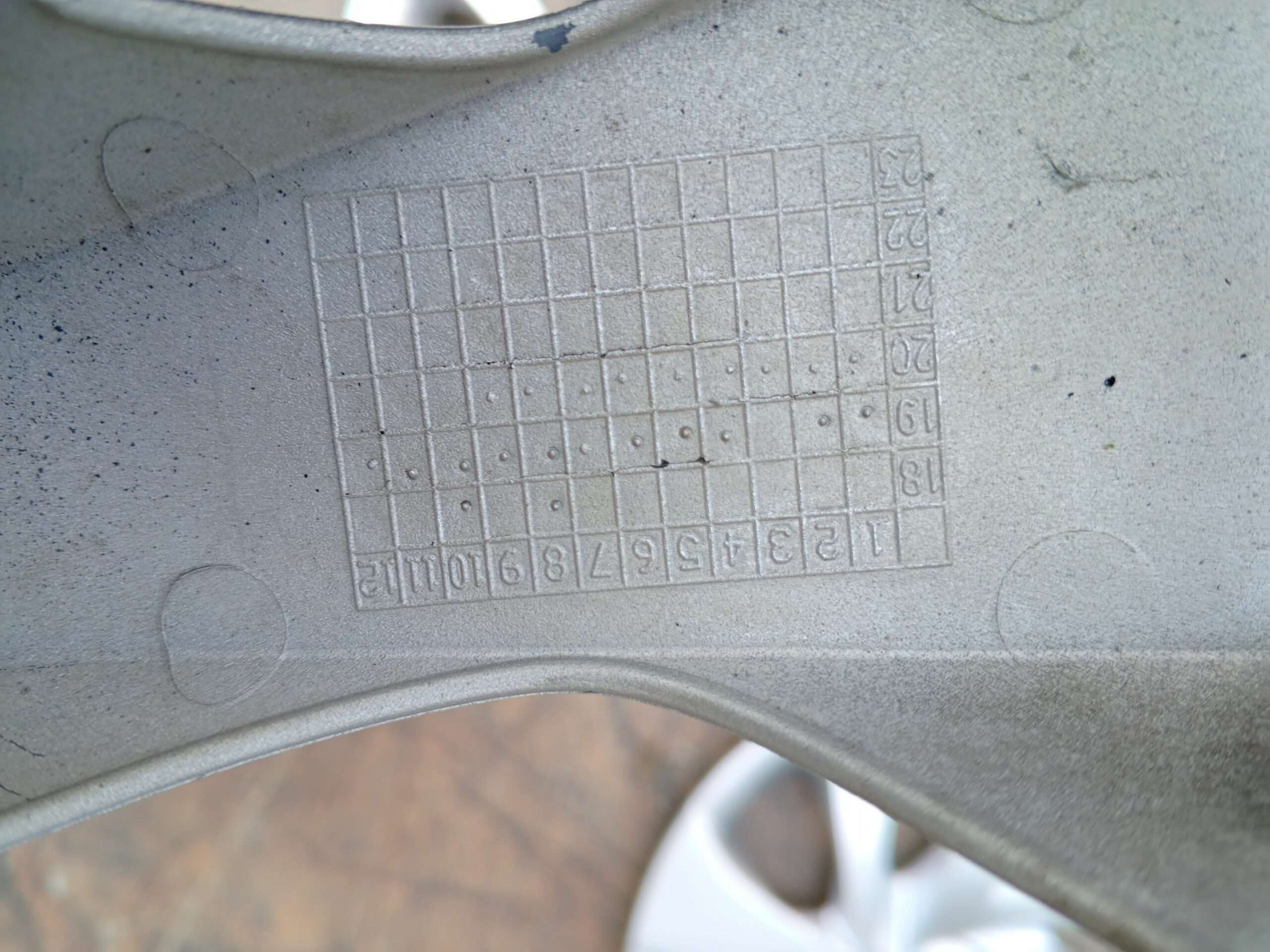 Yaris hatchback 14 Size ORIGINAL japane wheel covers fresh Set delivery Available whatsap