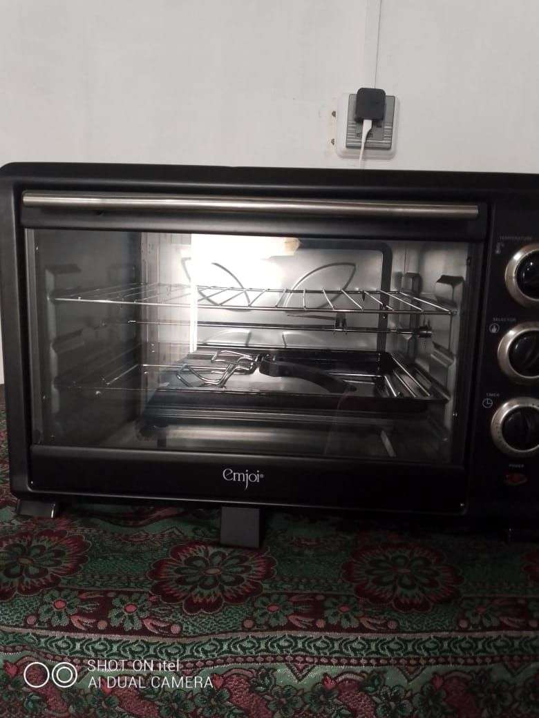 Electric baking Ovan