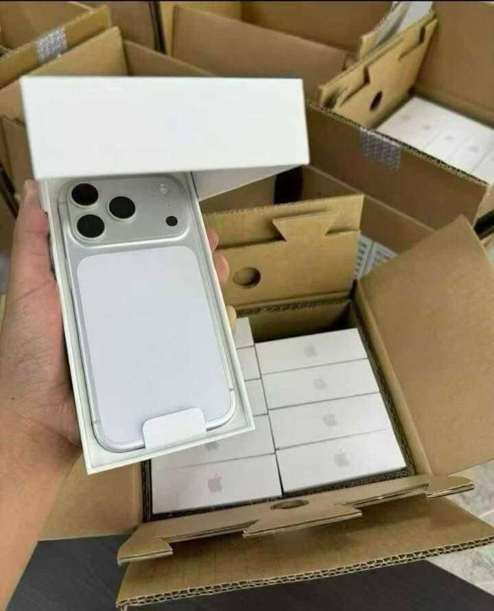 i Phone 8plus, 11,12,13,14,15 pro max on instalment Whatsap 3062623924