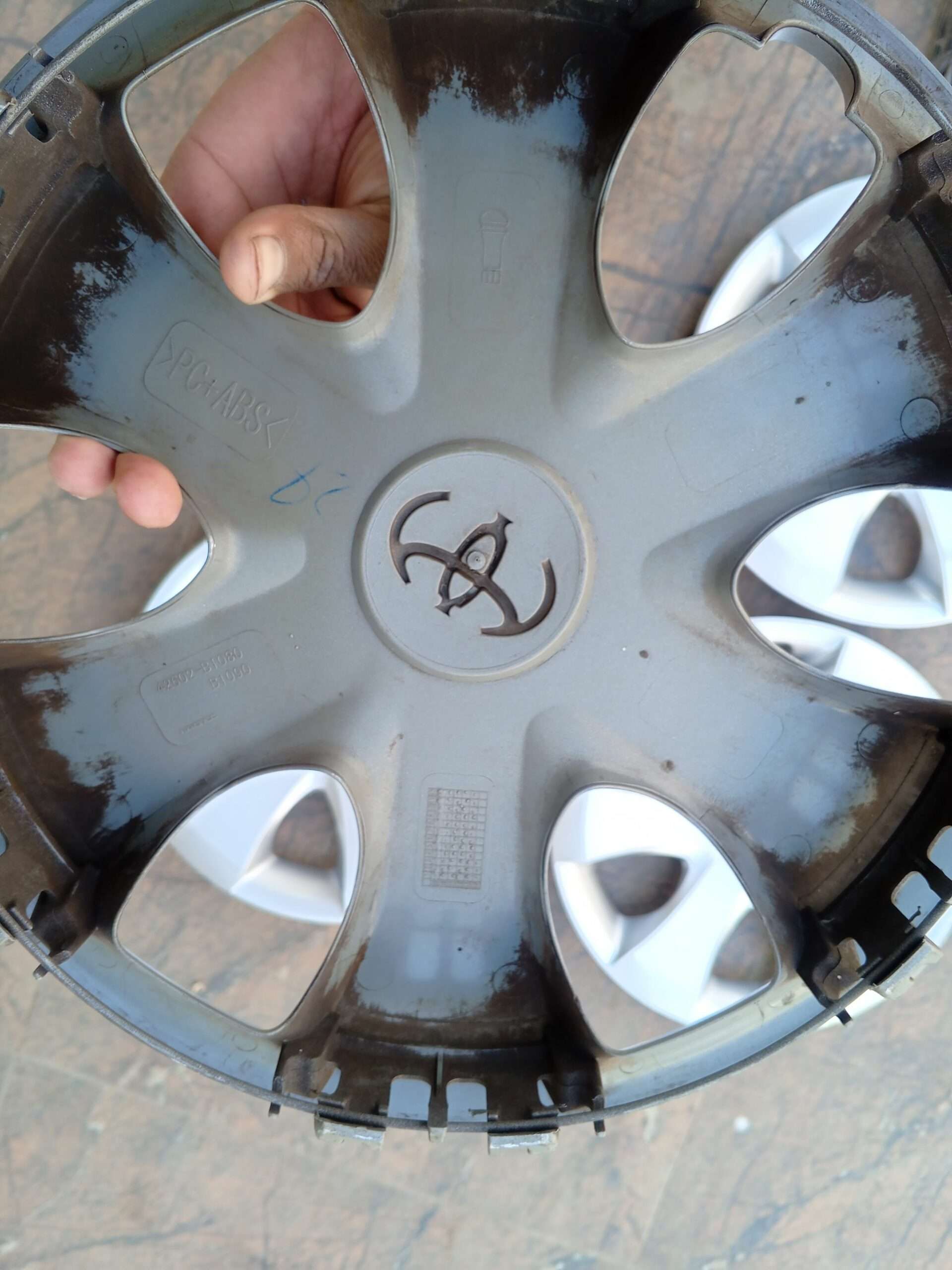 Passo 2012 to 2015 Model 13 Size original japane wheel covers fresh Set delivery Available