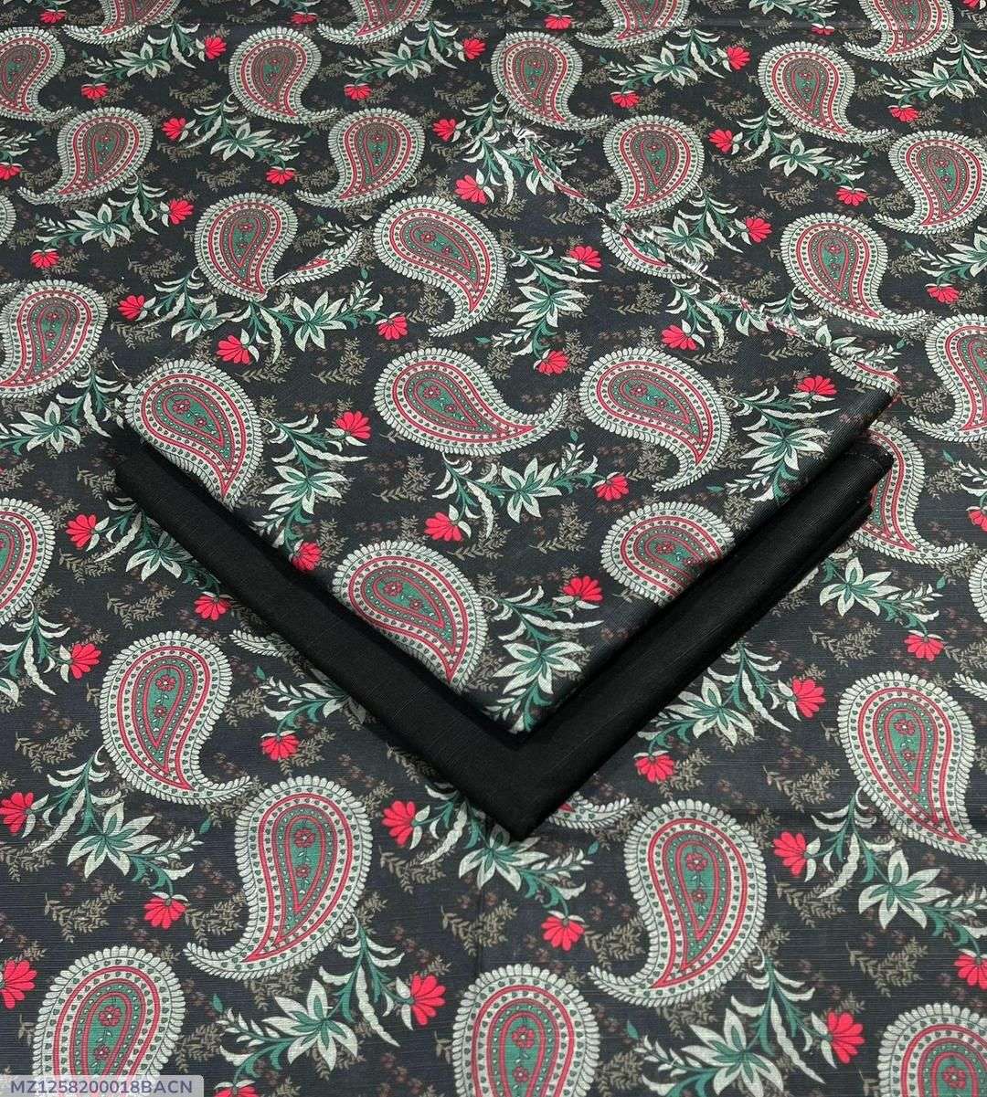 2 Pcs women’s Unstitched khaddar Printed Suit