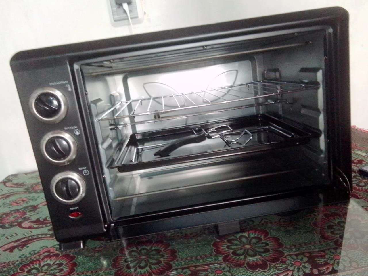 Electric baking Ovan