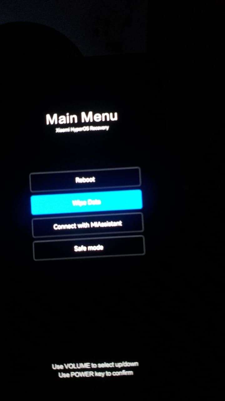 Pocof3 motherboard Sahi ha bas uper work huaaa ha