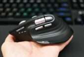 Royche RX-900S wireless ergonomic mouse.