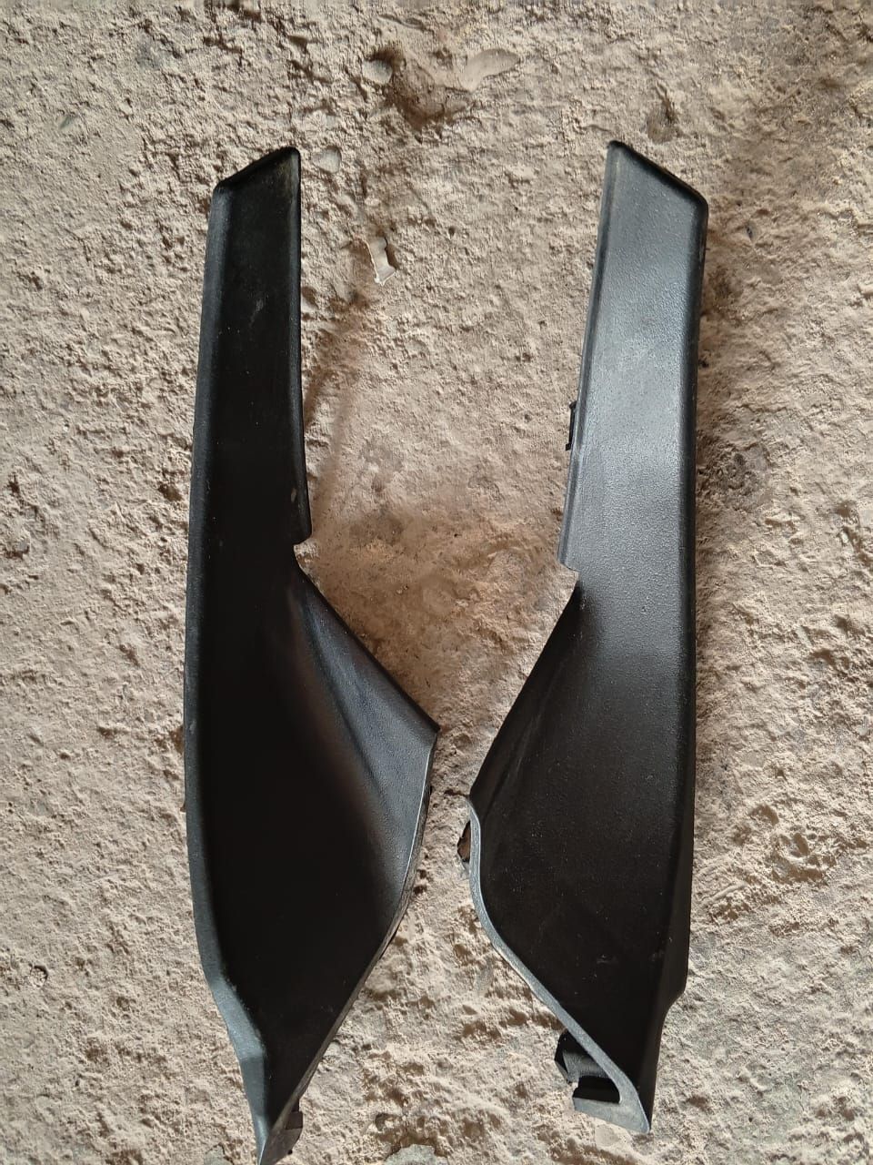 Kia Picanto Original Side Vaper Shield corner Available Delivery Available whatsap 0320194