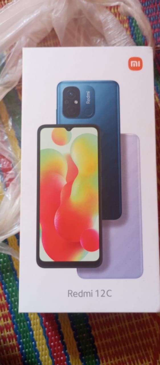 Redmi 12C 4gb 128gb available for sale 10/10 condition with complete box