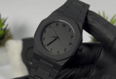 Aura watch black