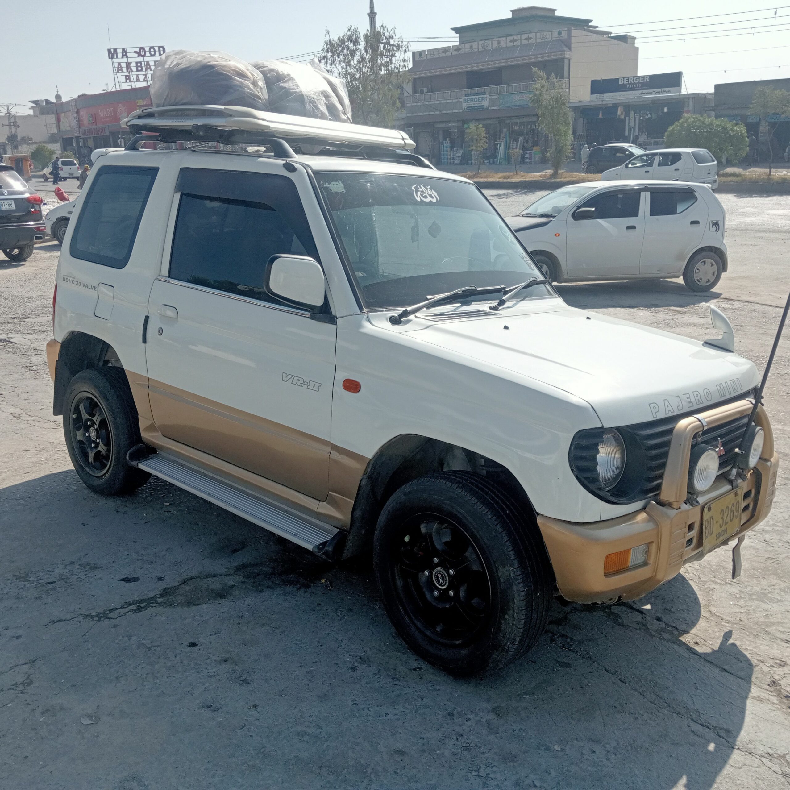 Mini pajero