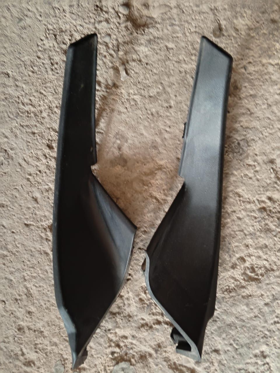 Kia Picanto Original Side Vaper Shield corner Available Delivery Available whatsap 0320194