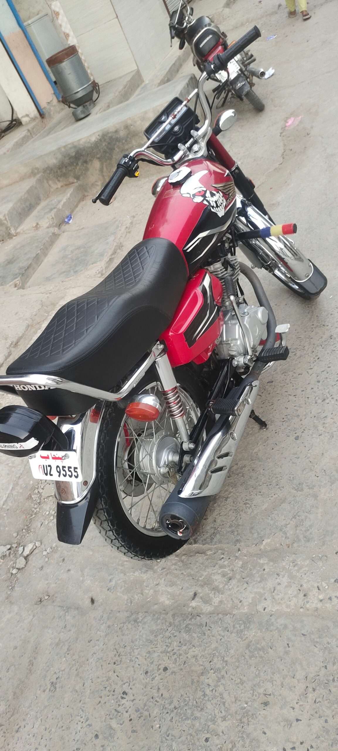 Honda cG125