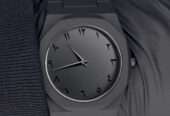 Aura watch black