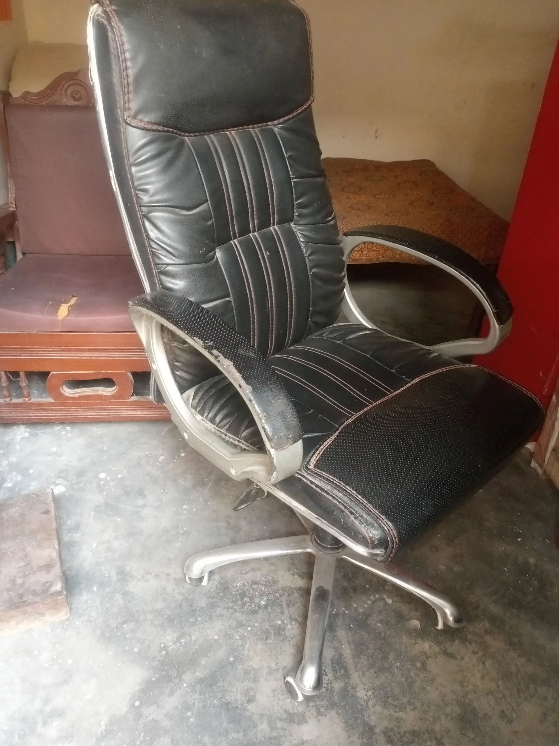 Boss chiar 0345 390 91 64