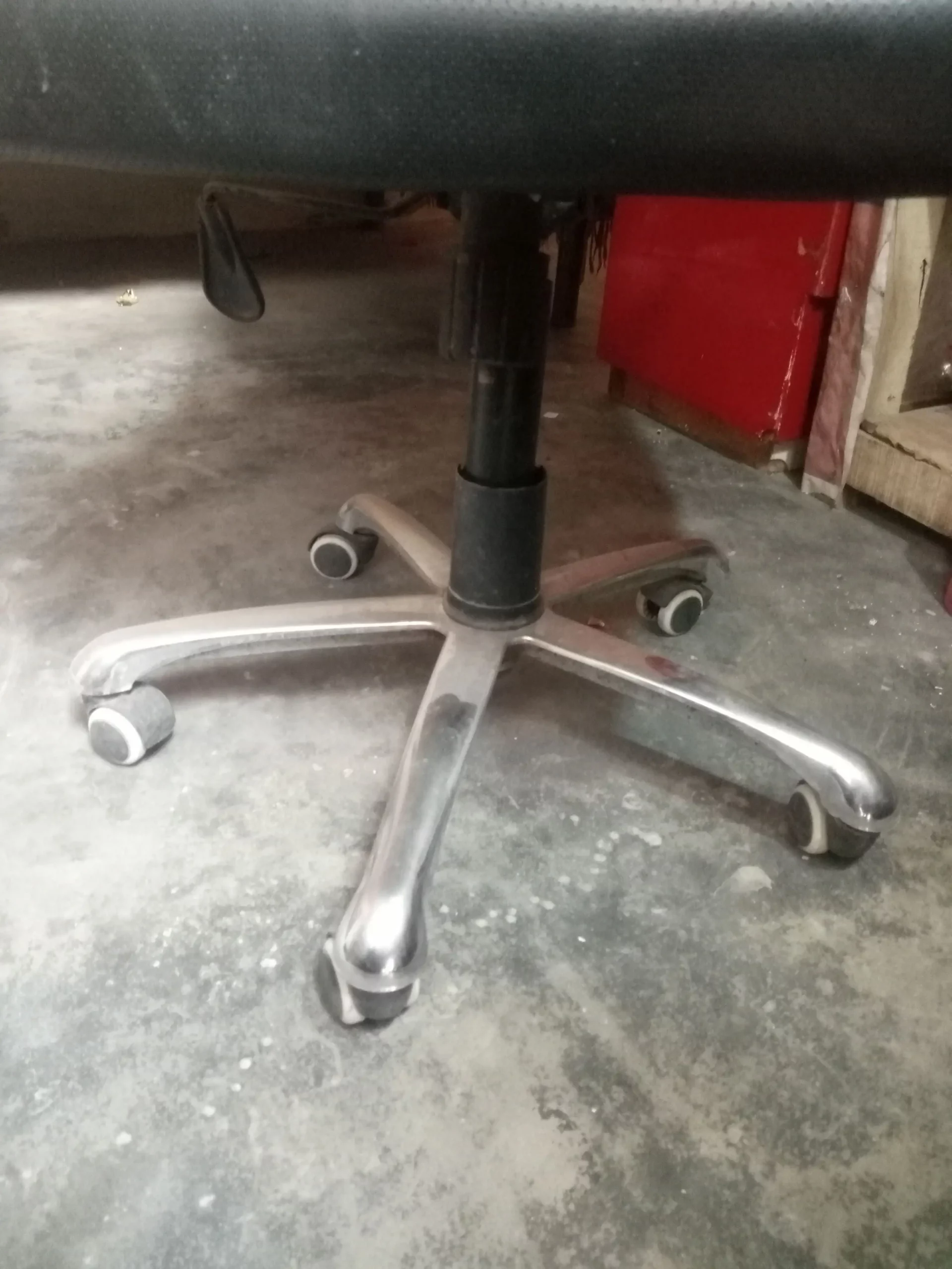 Boss chiar 0345 390 91 64