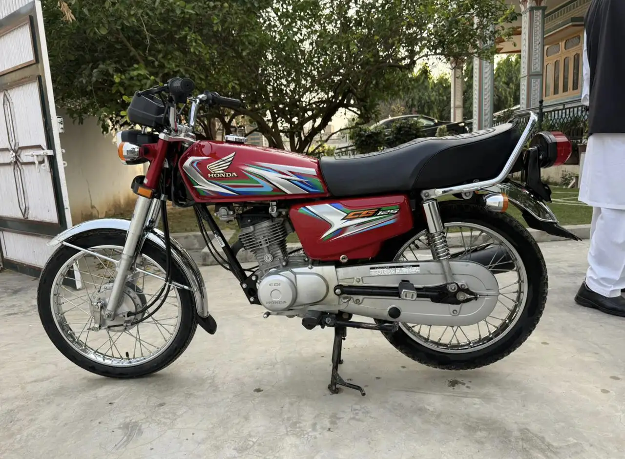 Honda CG 125 2023 model Karachi number okay