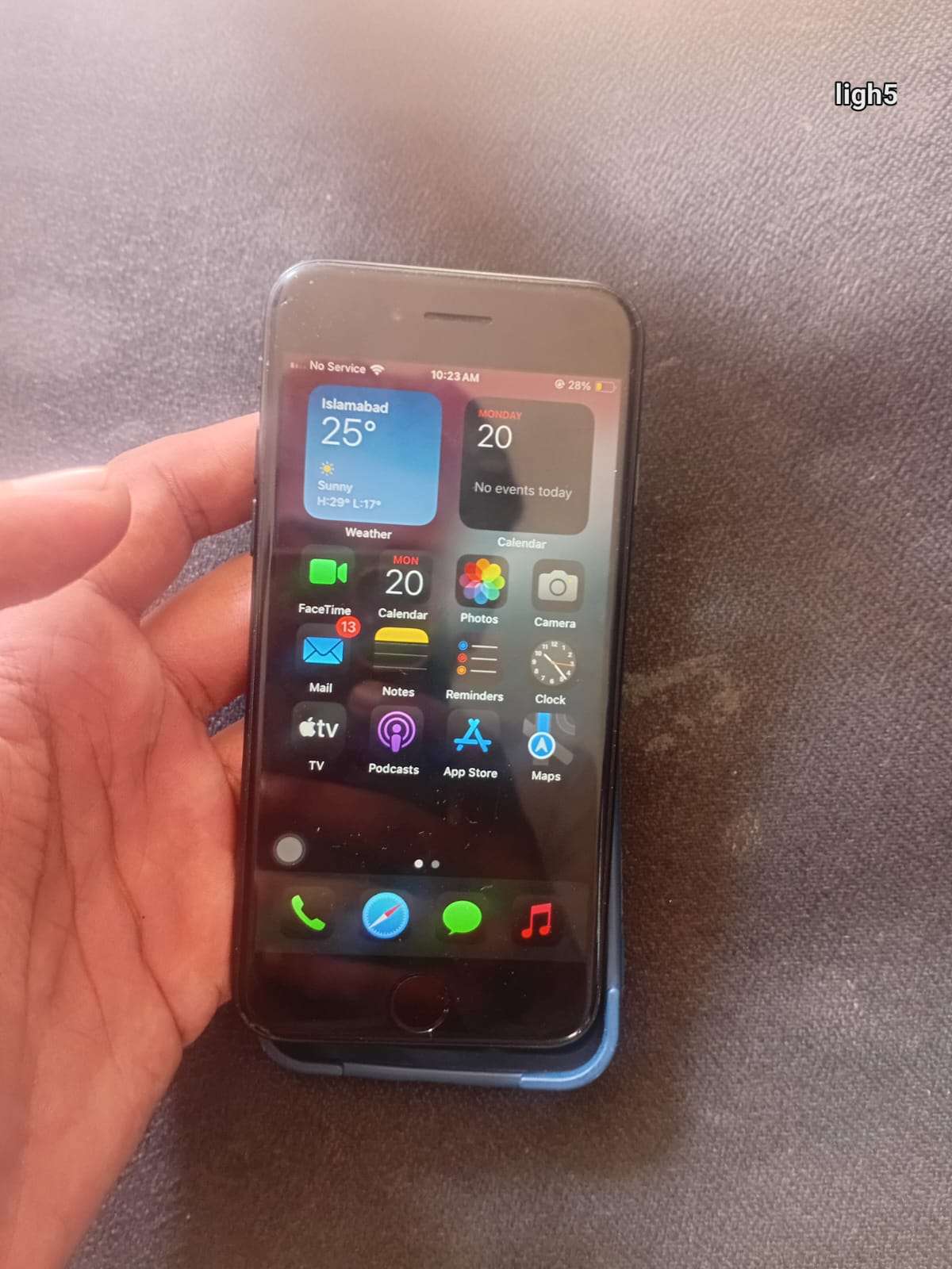 iPhone SE 2020 • 128GB • Non-PTA • Bypassed • Minor Back Crack