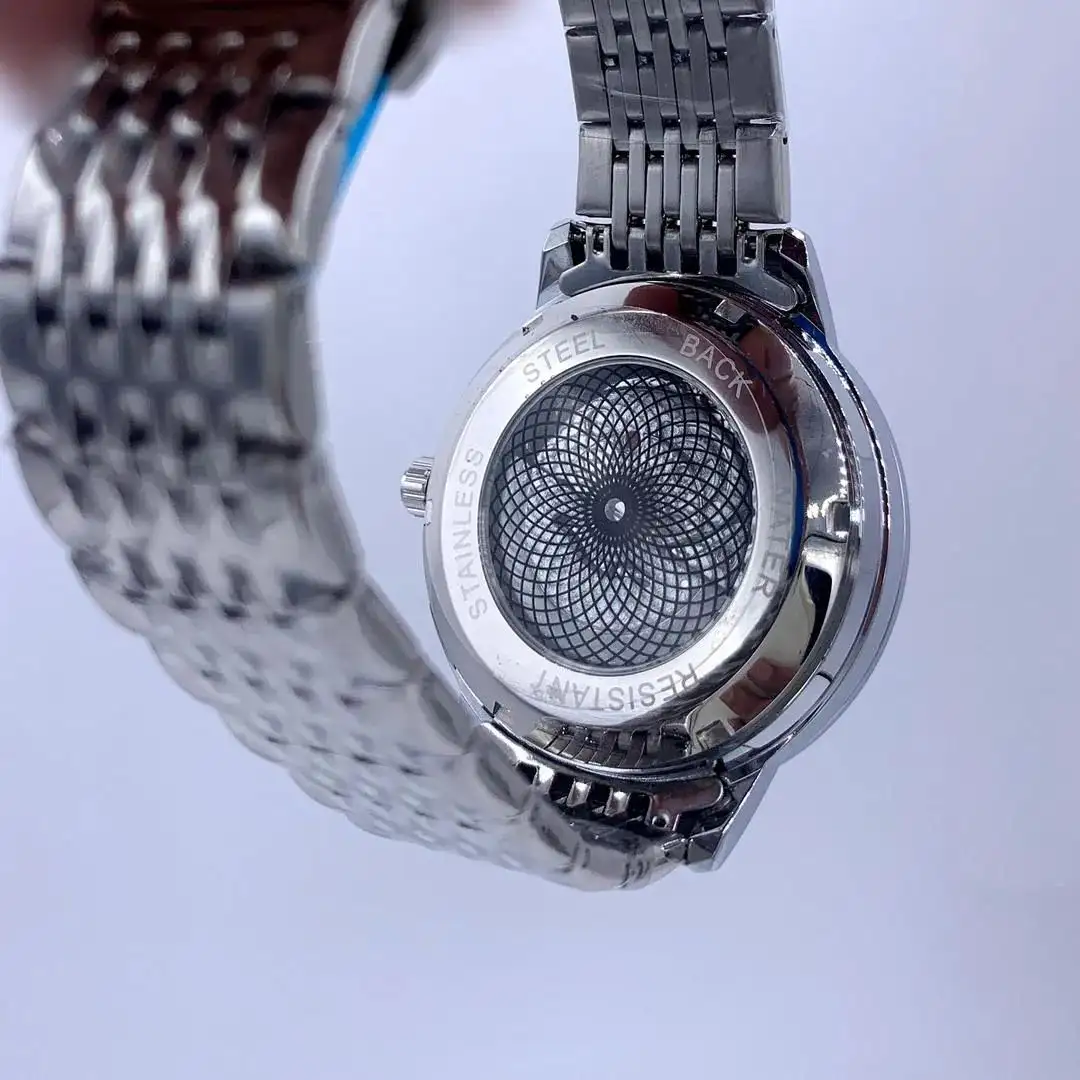 Men’s Movement Quartz watch