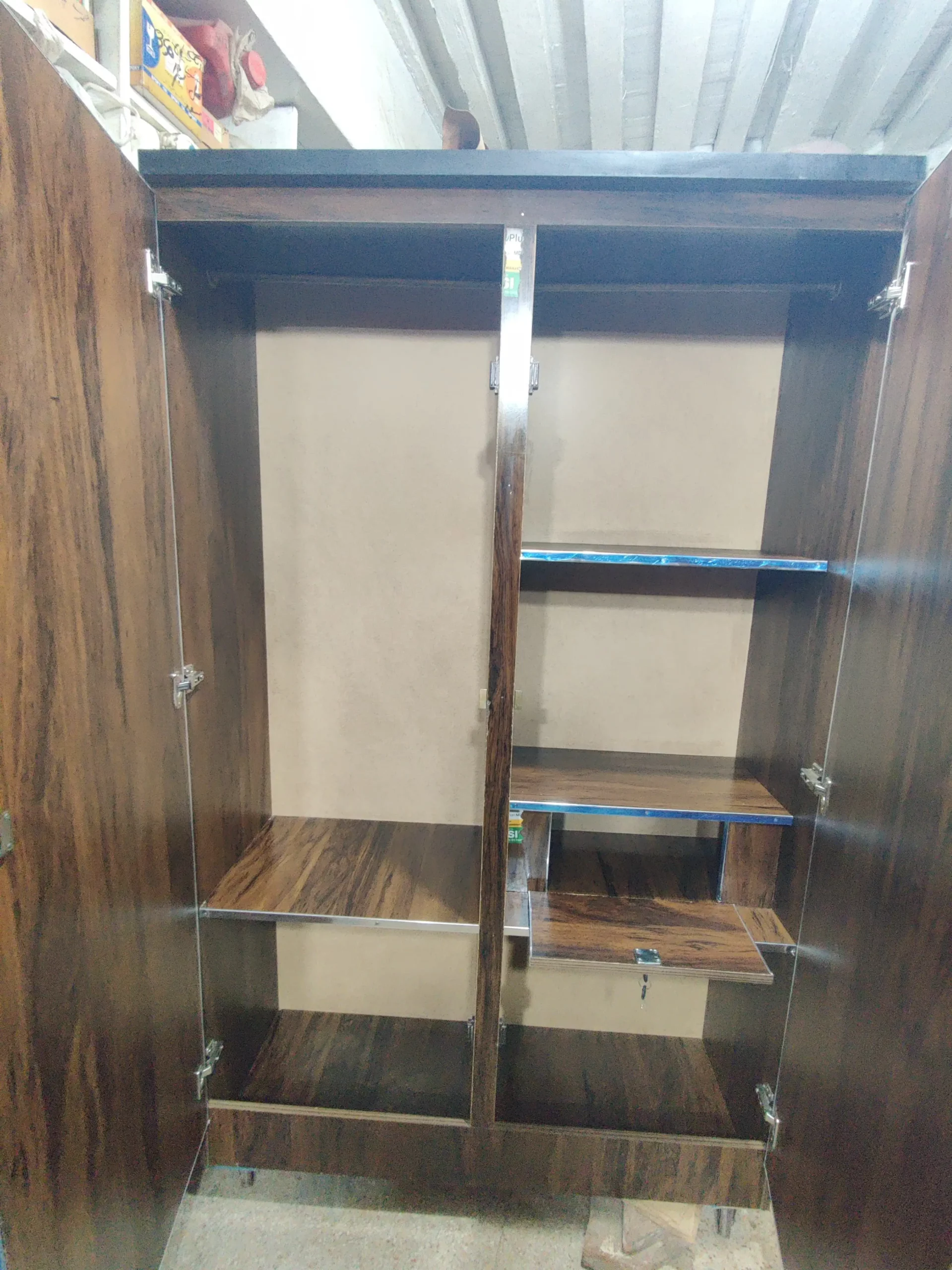 Double Door ZR Lamination Wooden safe new all good 10/10