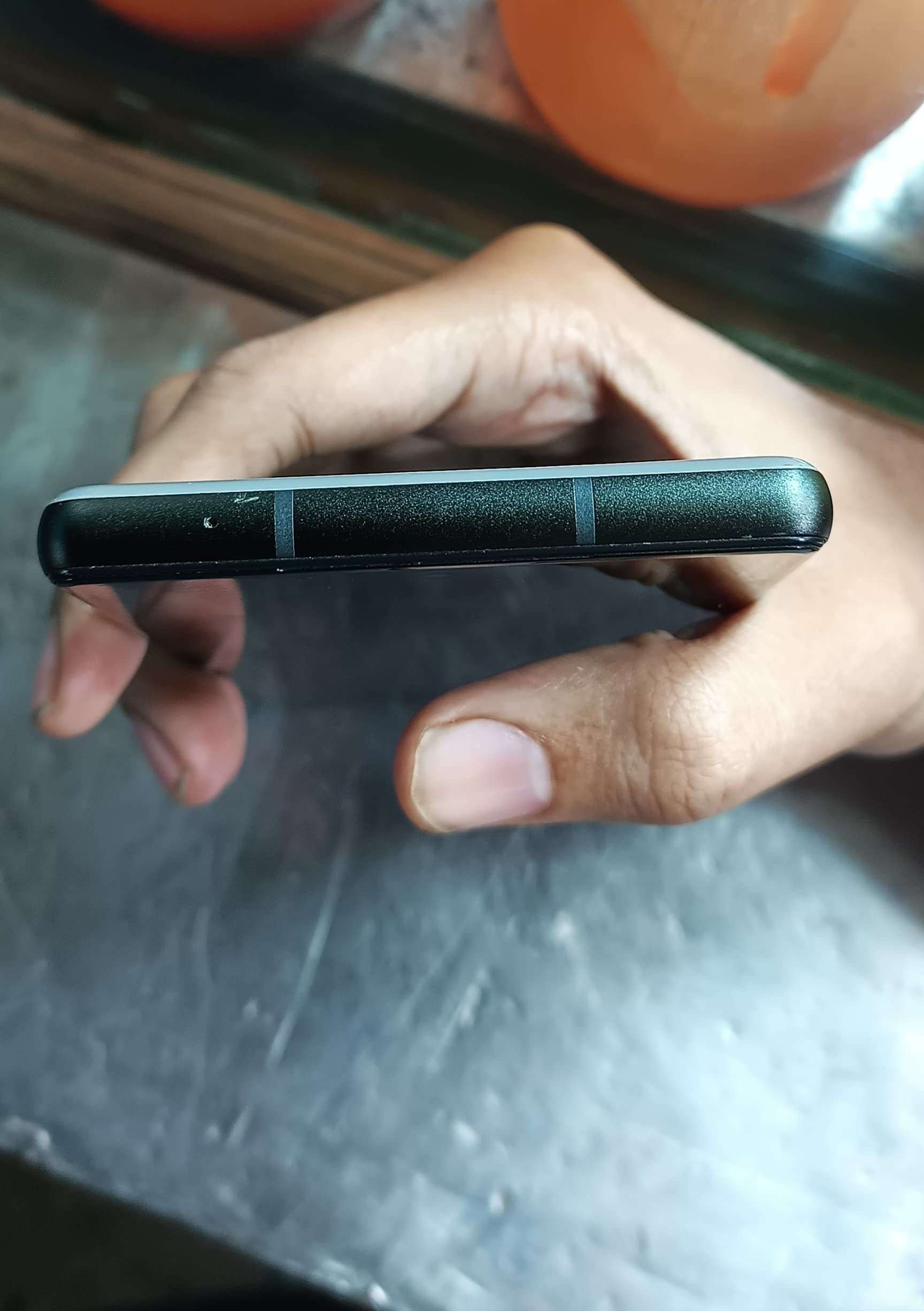 Google Pixel 6a (NON PTA)