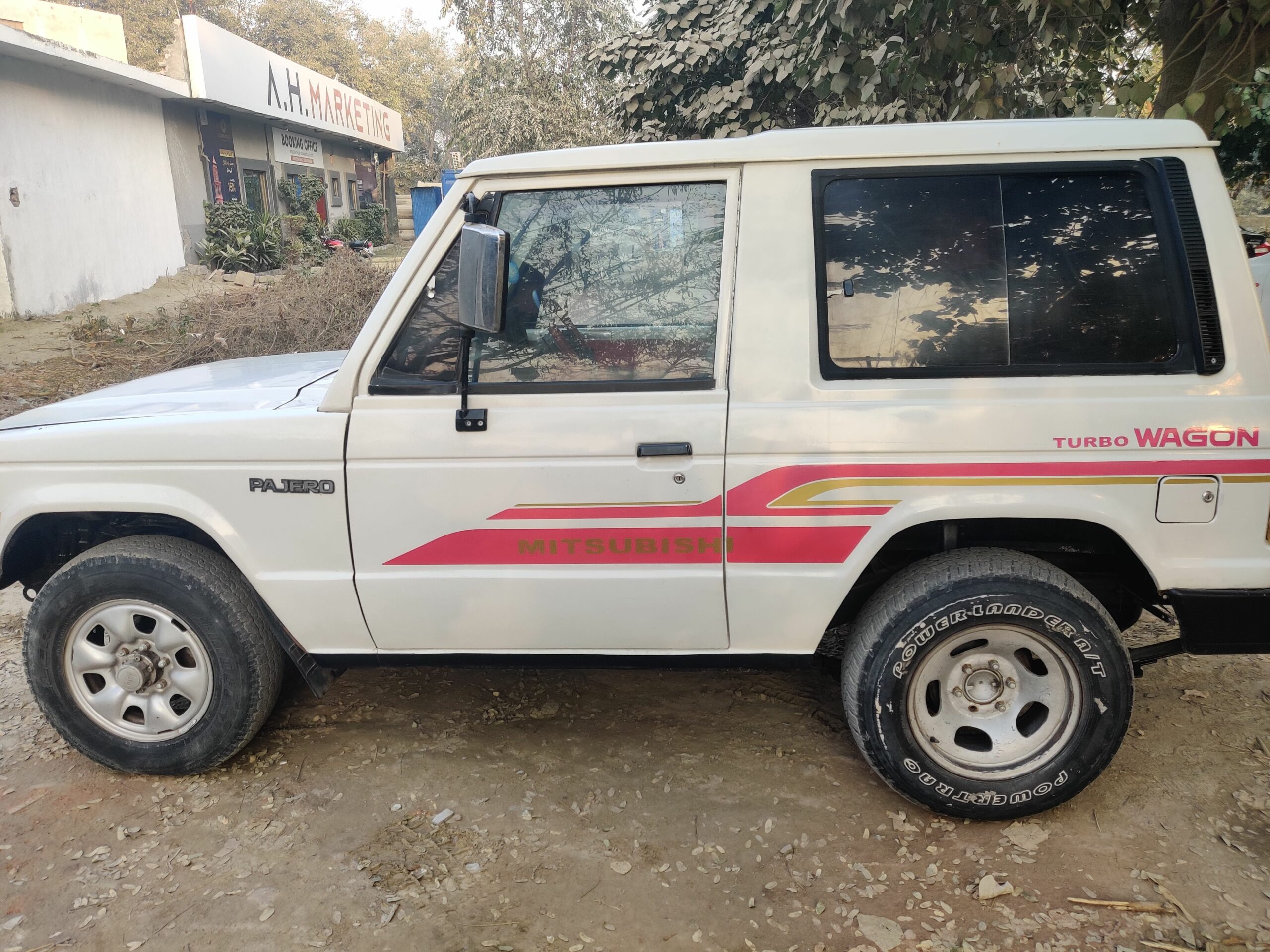 Mitsubishi 2400 diesel