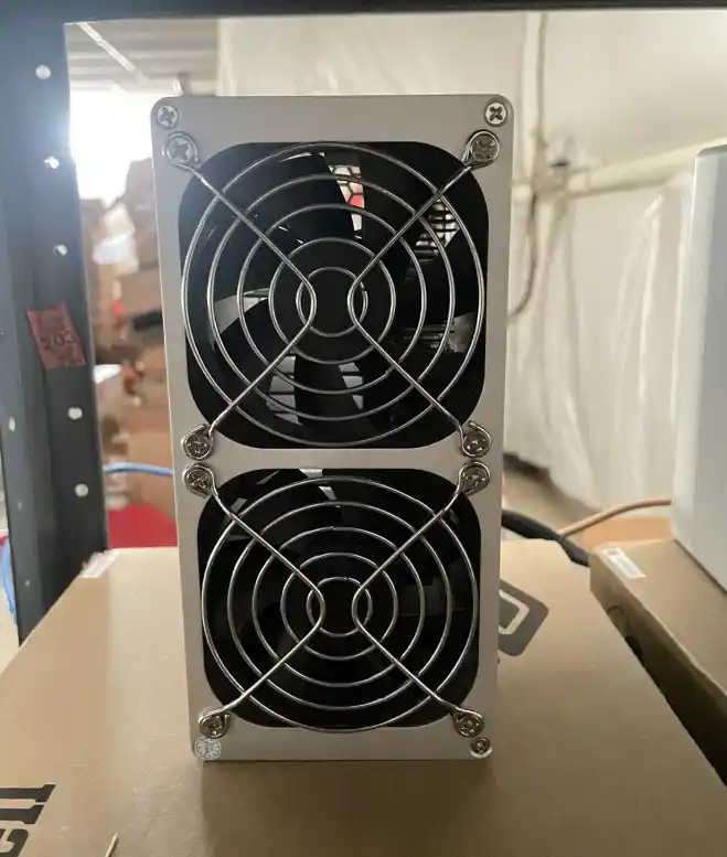 Goldshell KD Box Pro (2.6TH/s)