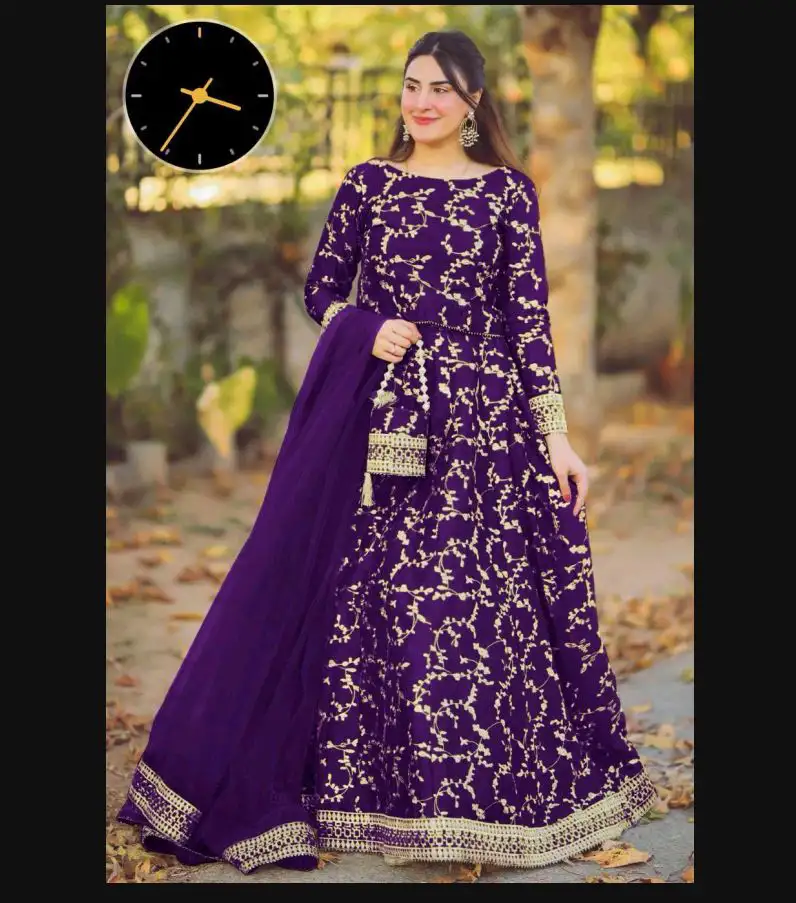 Girls embroider lahengas