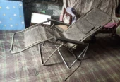 Relaxing folding long chair