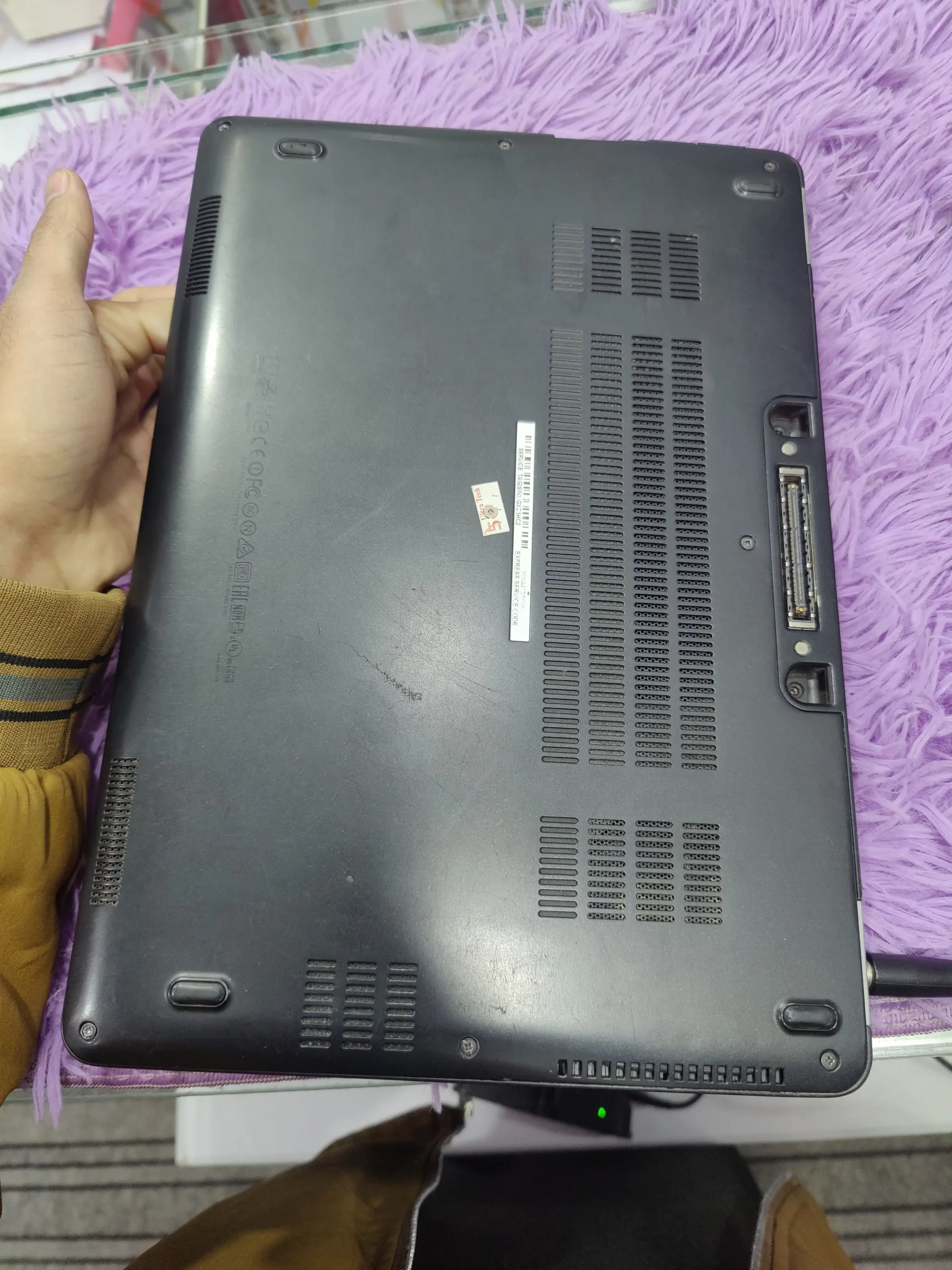 Dell Laptop I5 6th generation 4gb ram 128gb ssd