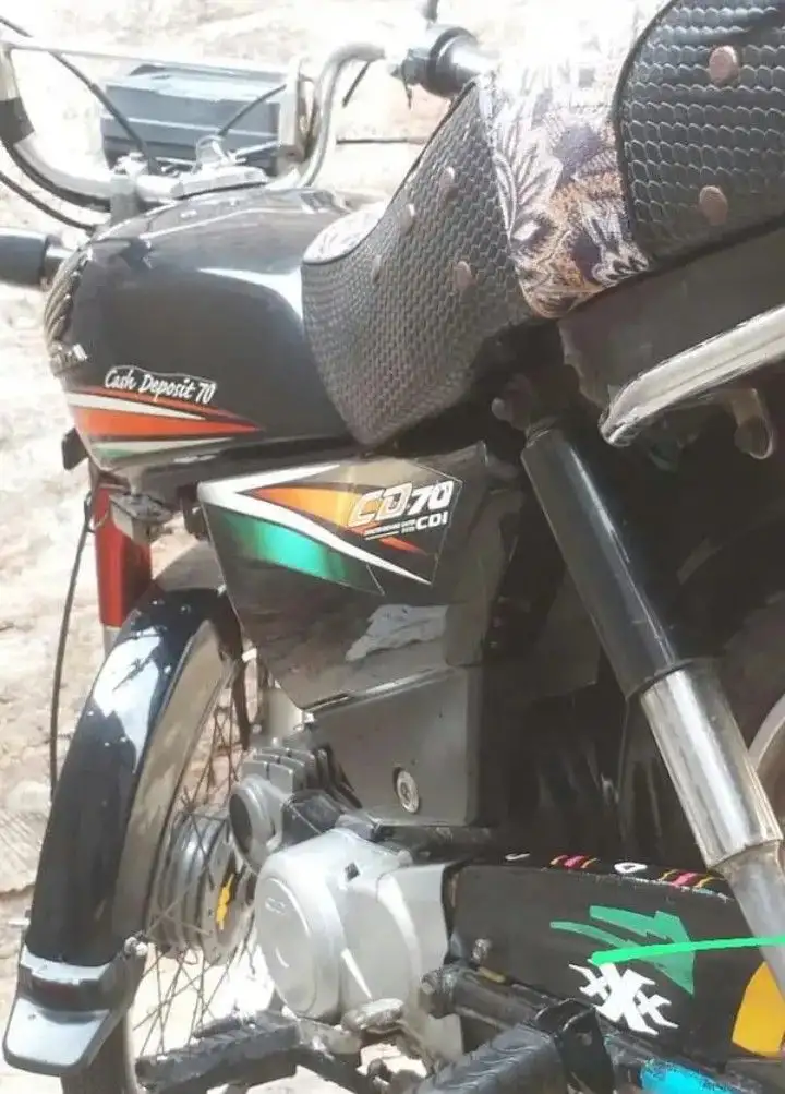 Original condition 10 by 10 original bike first ownar bike