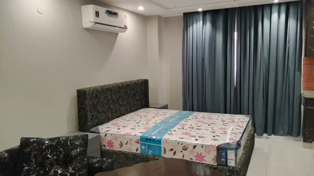 Fully Furnished Studio Apartment for Sale in Bahria Town Lahore (0333-0493926)