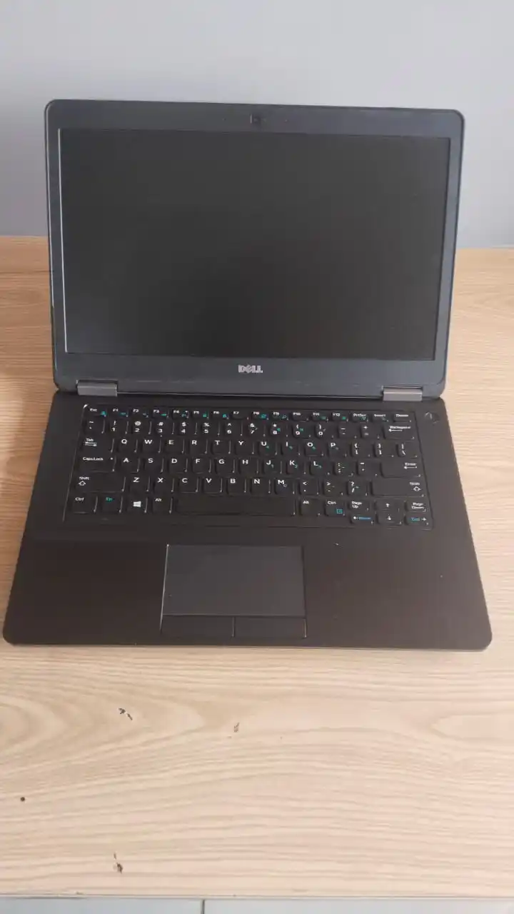 Dell Latitude 5470 – i5 6th Generation [RAM 8GB | SSD 256 GB]