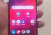 Motorola Z3 play