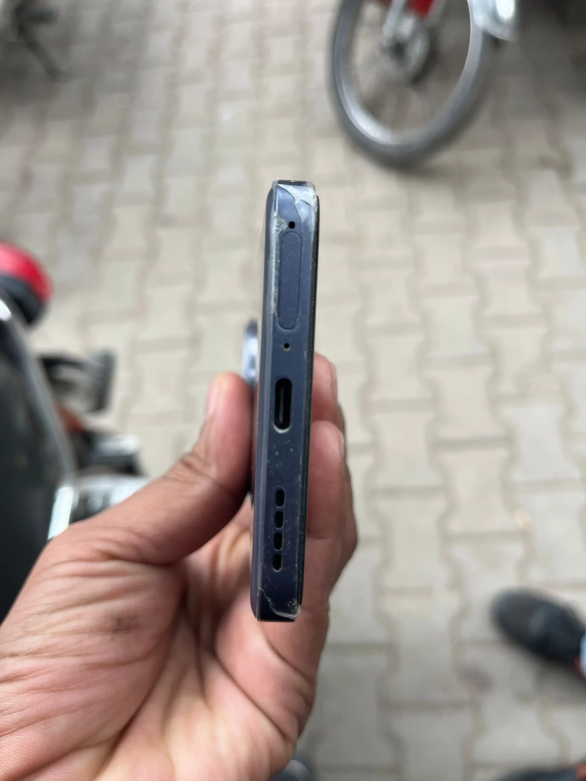 Realme 13 Plus 5G 10/10 6+ month warranty with Complete Box