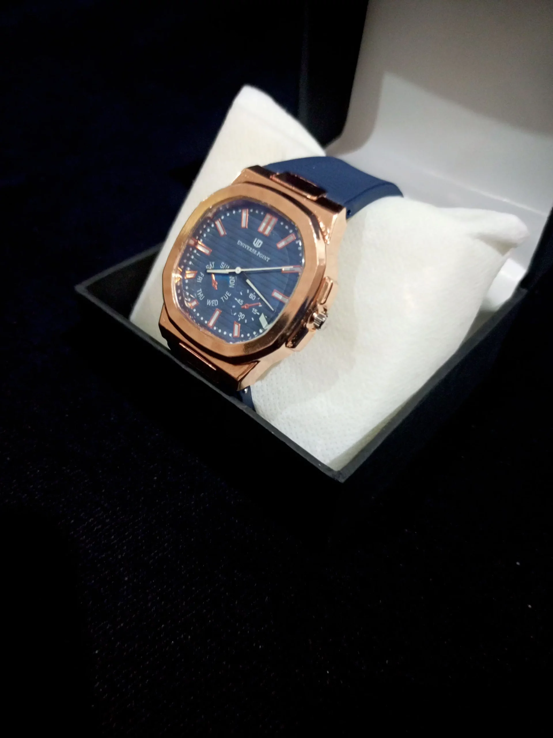 Wonderful watches for friends