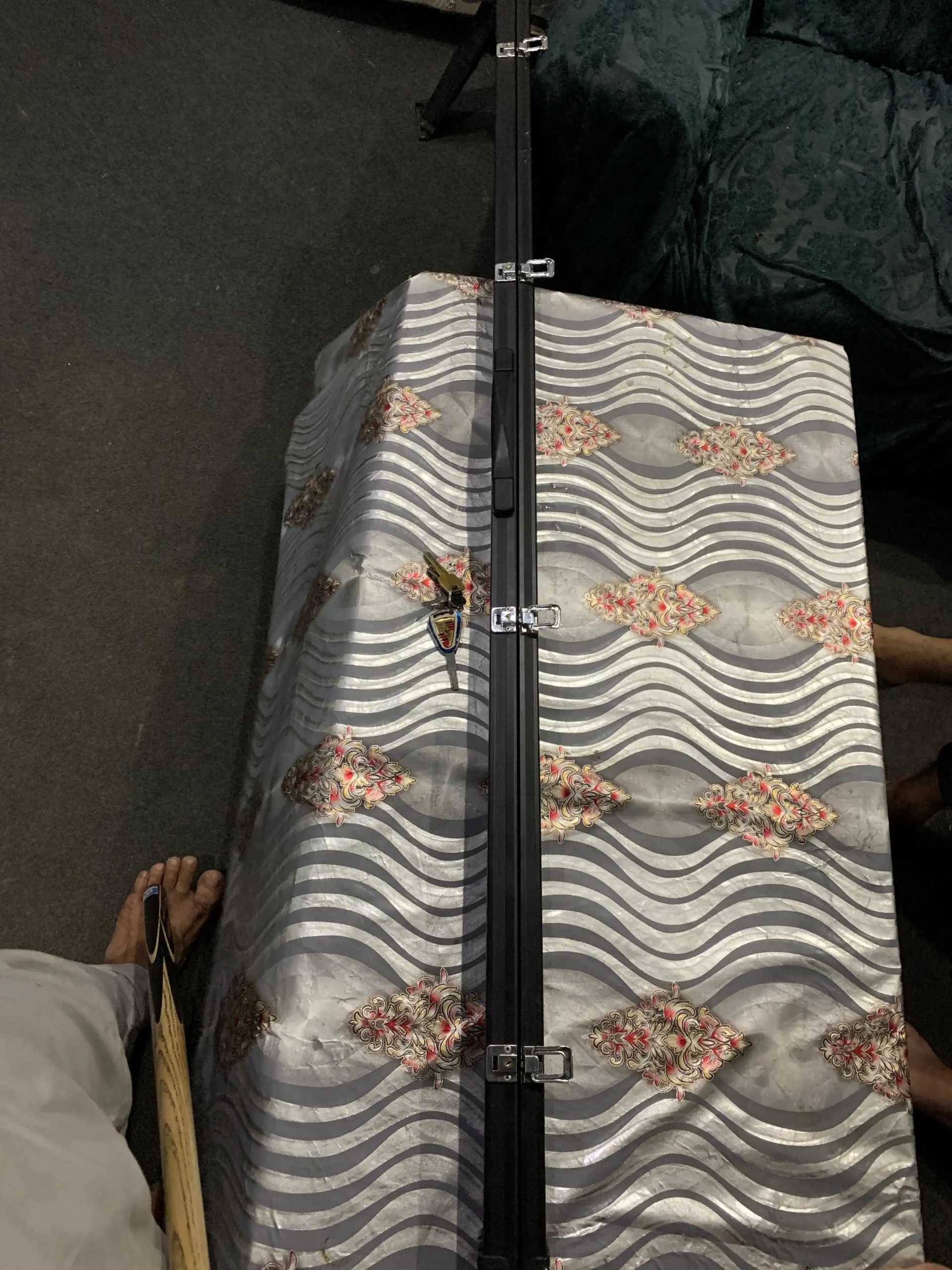 One piece Snooker cue box