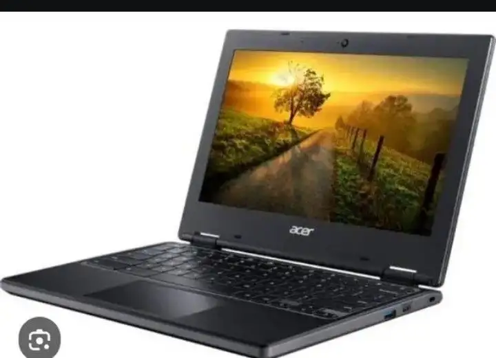 Acer C 721 TOUCH SCREEN operating chrome os and window update 2029