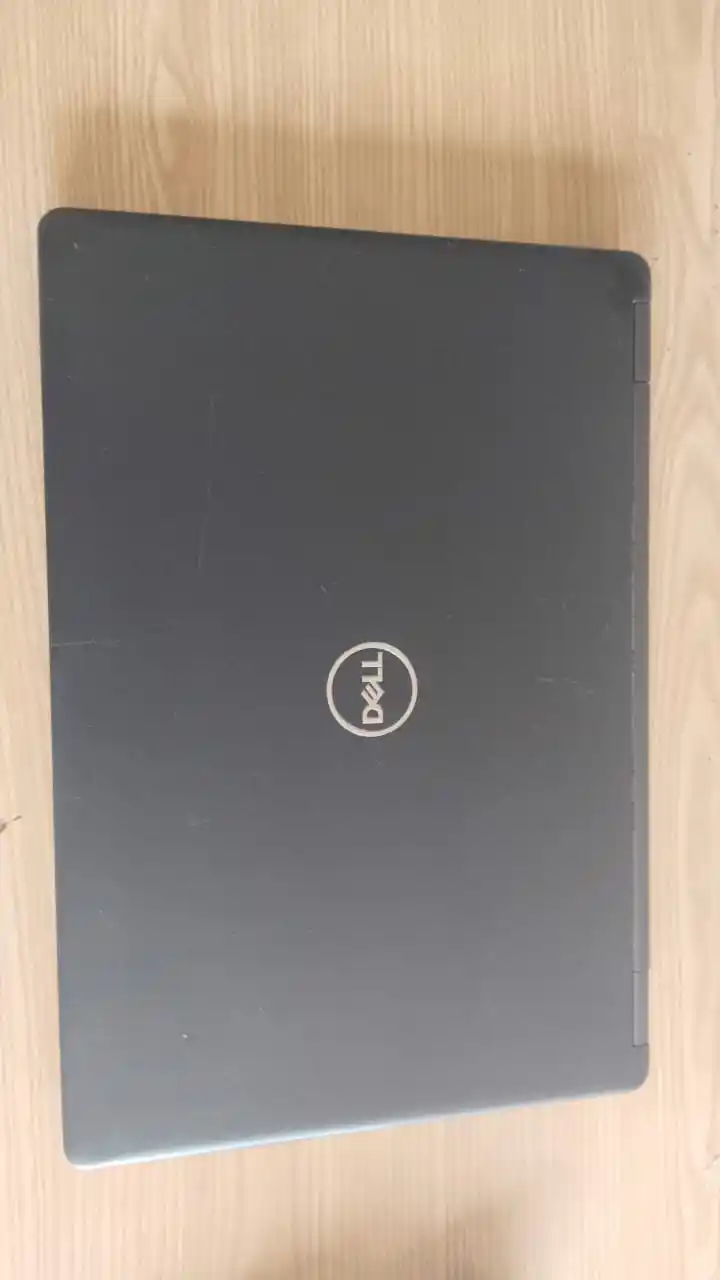 Dell Latitude 5470 – i5 6th Generation [RAM 8GB | SSD 256 GB]