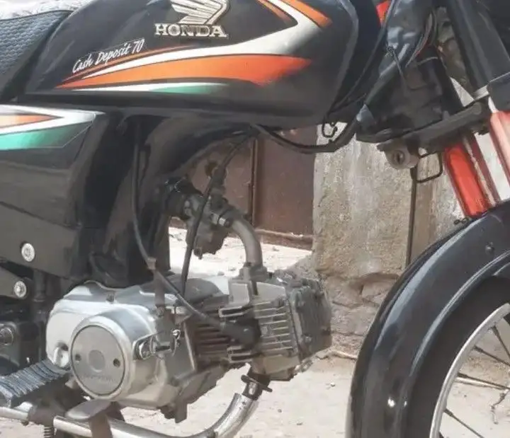 Original condition 10 by 10 original bike first ownar bike