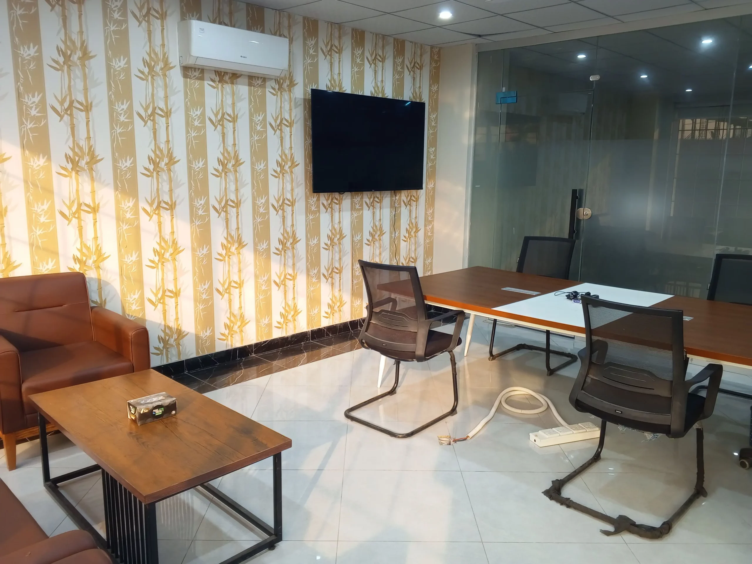 24 Marla Corner Brand New Hall for Rent Ready to Move 2nd Floor